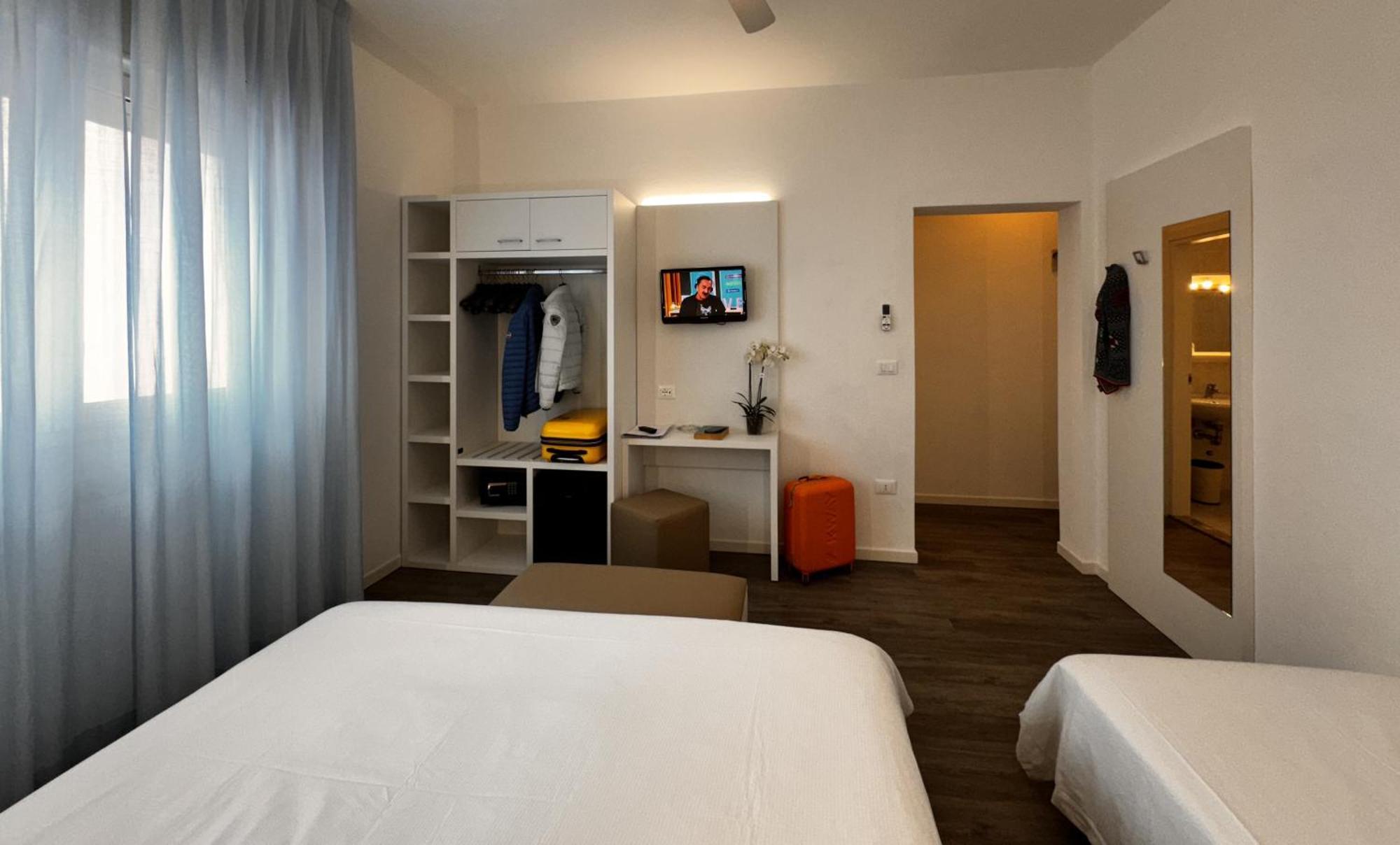 Hotel Etna Caorle Exterior foto
